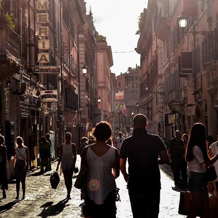 Grande & Favoloso Vicino Il Museo Madre Napoli Eksteriør billede